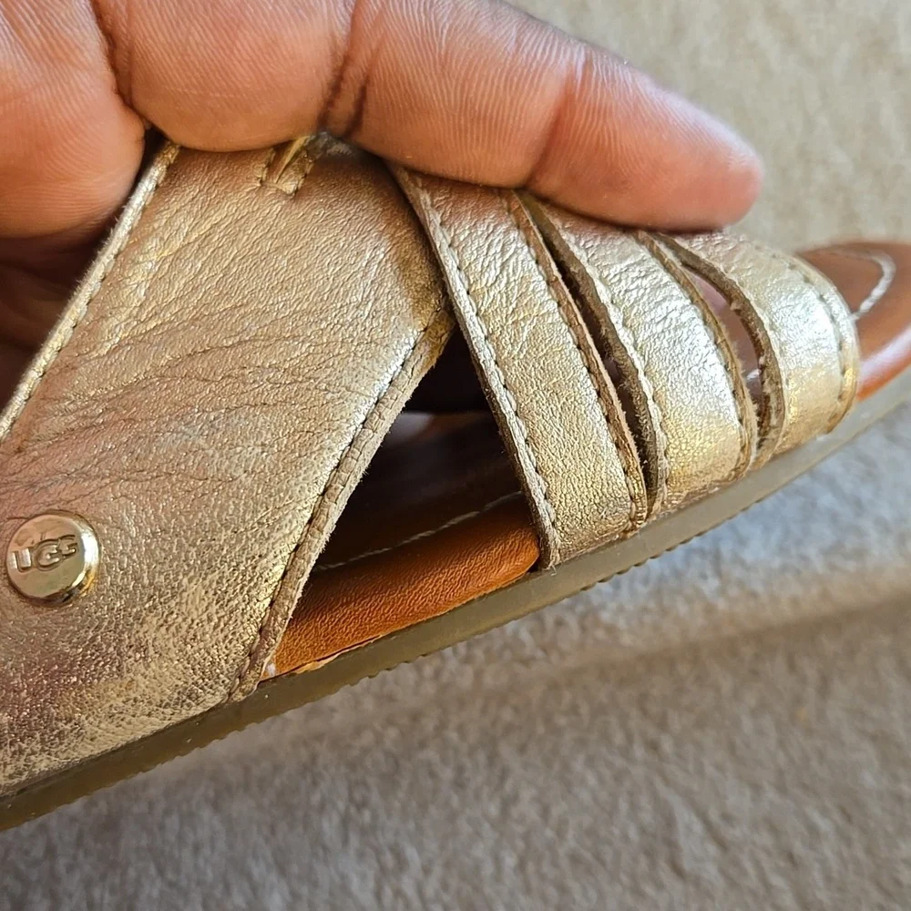 UGG Kenleigh Slide Women's Metallic Gold Sandals Summer Shoes Size 8